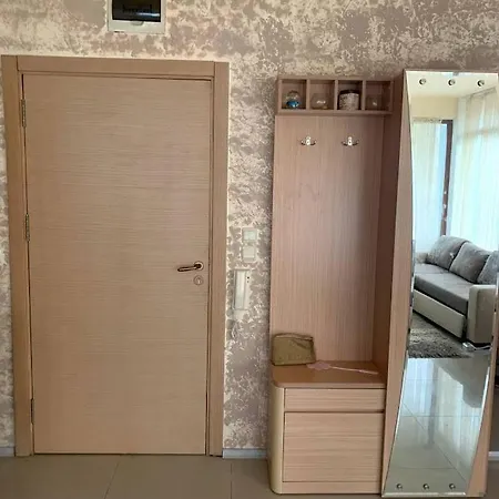 Прекрасни Апартаменти С Басейн, Близо До Морето Appartamento Sunny Beach